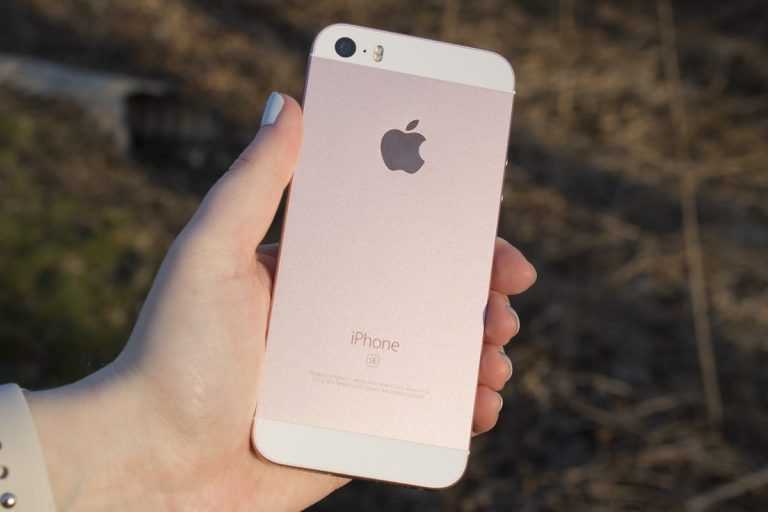 Apple iPhone SE Smartphones
