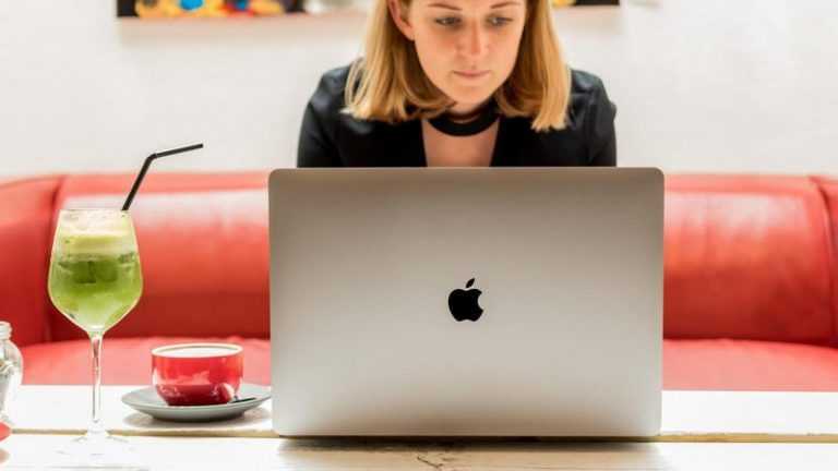 Mac Neden Bir SD Kart Okuyucusu Alırken Yüz Kimliği Almıyor?