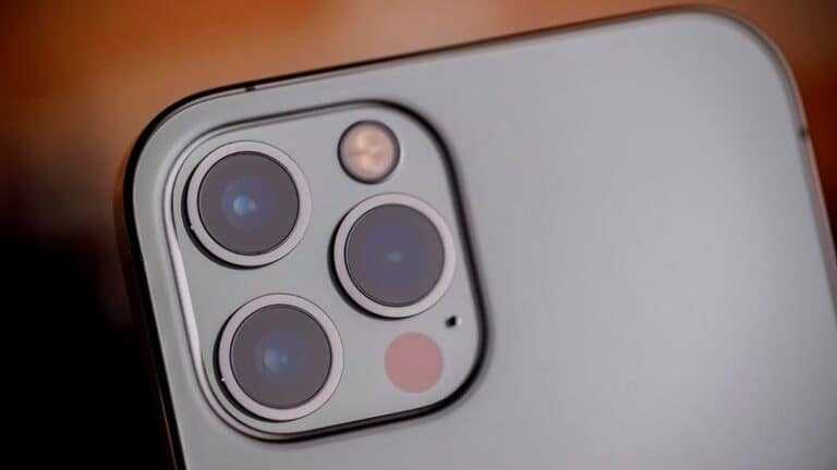 iPhone ‘2023’te Periskop Lensi Alacak’