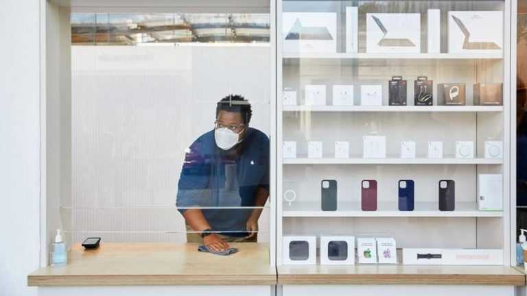 Apple ABD’deki Tüm Mağazalarını Yeniden Açıyor