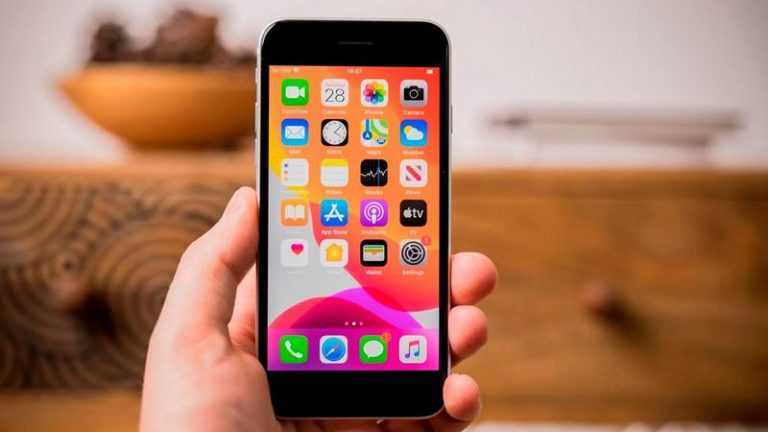 Ucuz iPhone SE (2020) Fırsatı ile Ücretsiz Beats Flex Kulaklık Alın