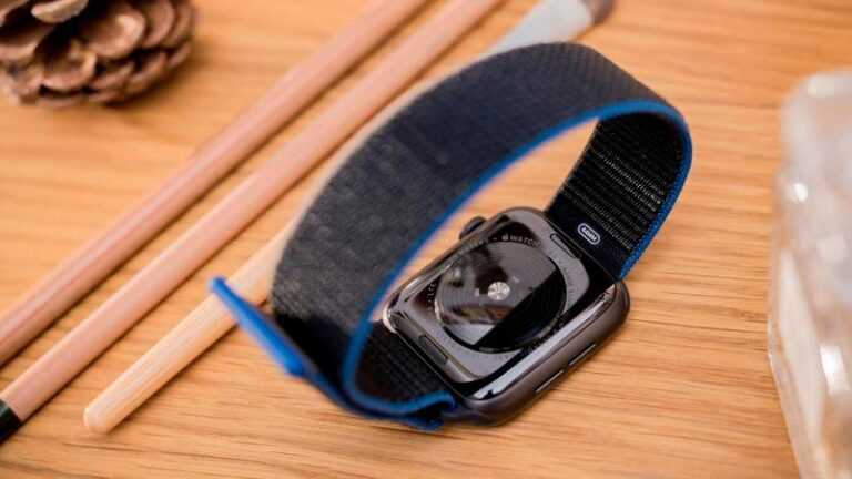 Sağlam, Darbeye Dayanıklı Apple Watch Sport Geliştirme Aşamasında