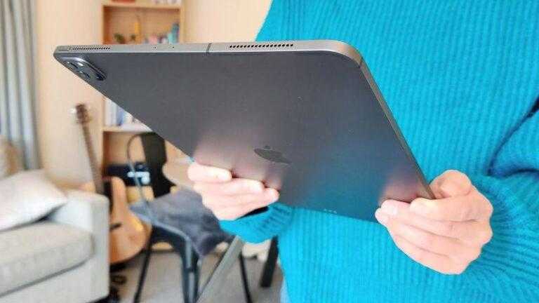 Apple Bu Gece 12.9 inç iPad Pro’yu Daha Kalın Başlatacak