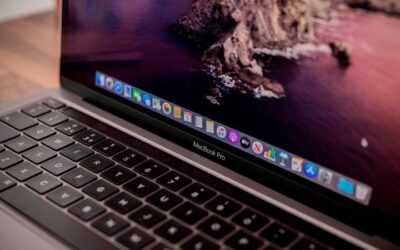 Sonraki MacBook Pro M1X İşlemciyi Alacak, Ön Logoyu Kaybetti