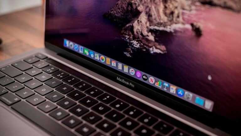 Sonraki MacBook Pro M1X İşlemciyi Alacak, Ön Logoyu Kaybetti