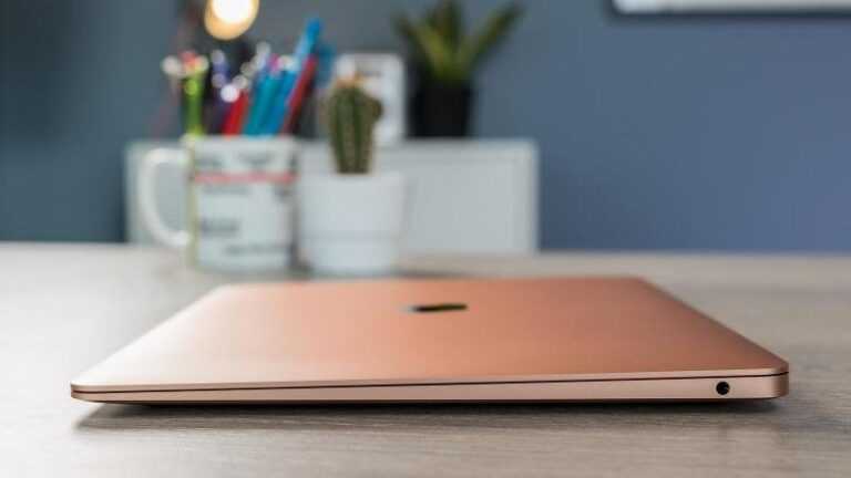 MacBook Air ‘Tamamen Yeni Tasarıma Yöneldi’