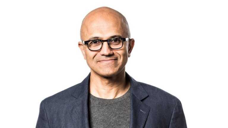 Microsoft CEO’su Windows’ta iMessage’ı Görmek İstiyor