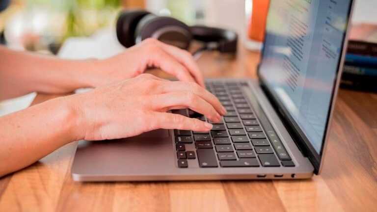 M1X’li MacBook Pro “Birkaç Hafta Sonra” Geliyor