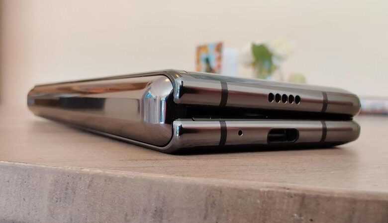 Katlanabilir iPhone '2025'e Ertelendi' 3 samsung galaxy fold hinge thumb800