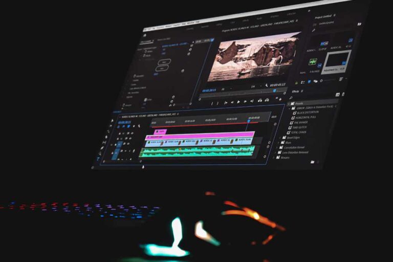 Bu grafik tasarım kurs paketiyle 40$’a Adobe ve Figma eğitimi alın