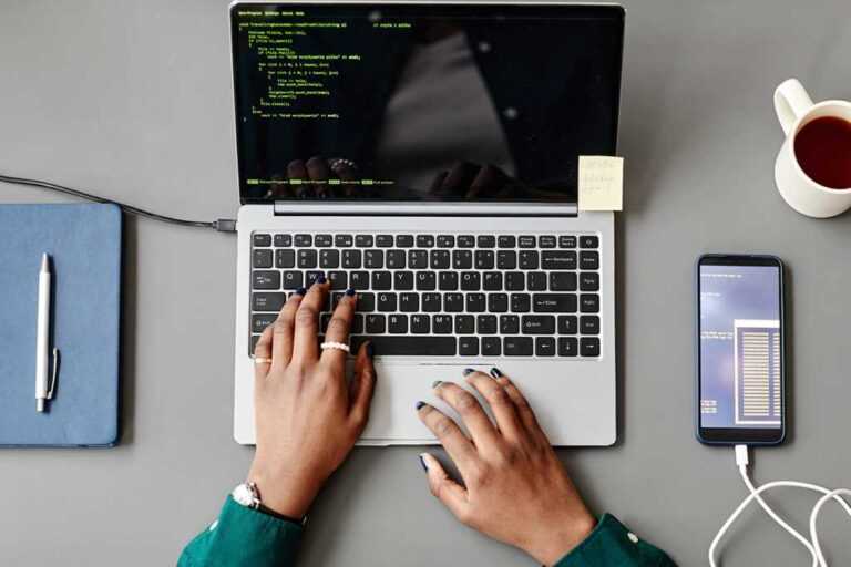 Herhangi bir platformda uygulamalar oluşturmak ister misiniz?  Bu 40 dolarlık eğitim size nasıl olduğunu gösteriyor.