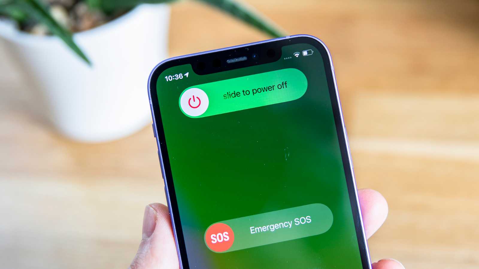 Korkunç hata, kapalı olsa bile iPhone'unuza kötü amaçlı yazılım gönderebilir 1 iPhone kapalıyken bile Bluetooth yongası çalışmaya devam ediyor