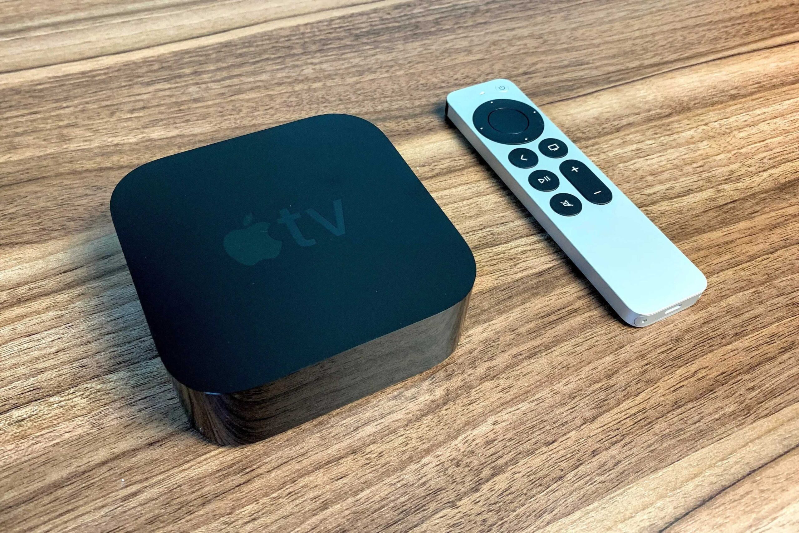 Nadir Apple satışı, herhangi bir Apple TV satın alımında ücretsiz 50 $ hediye kartı sunar 1 Apple TV 4K cihazının şık tasarımı ve Siri Remote kumandası
