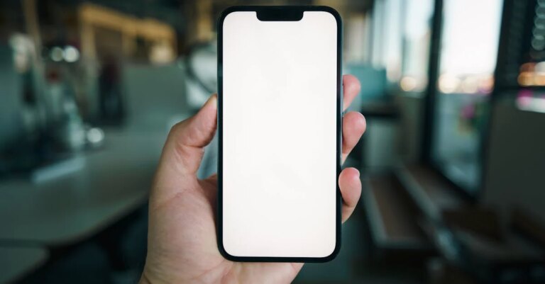 iPhone 16 İncelemesi: Yenilikler ve Geliştirmeler