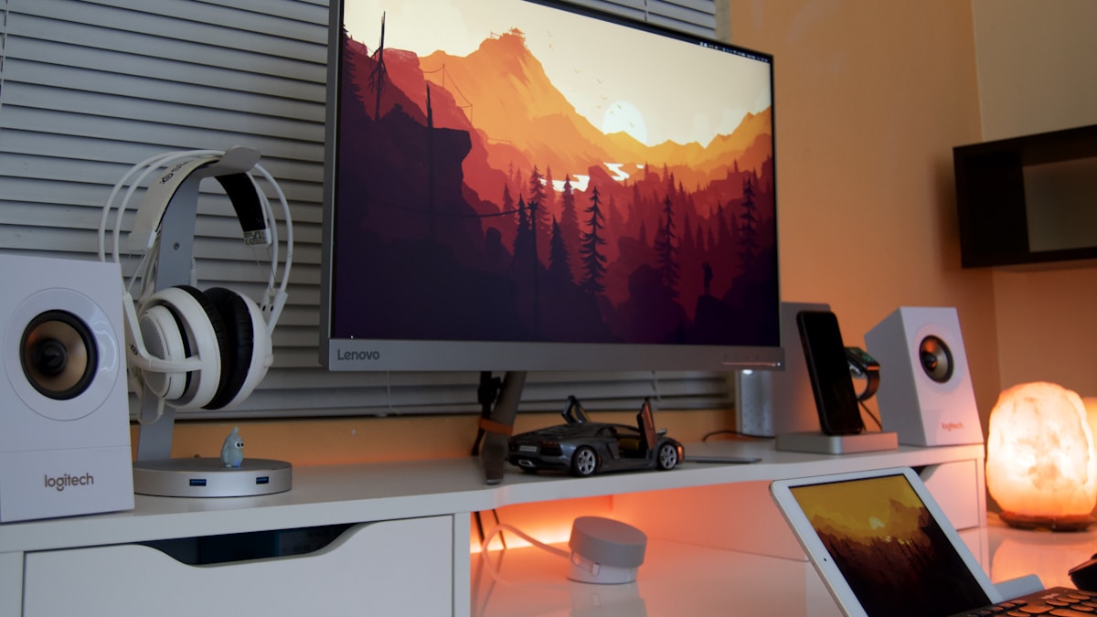 2026'nın En İyi Video Editör MacBook'ları: M4 Pro vs M4 Max 1 M4 Max MacBook Pro ile profesyonel video düzenleme istasyonu