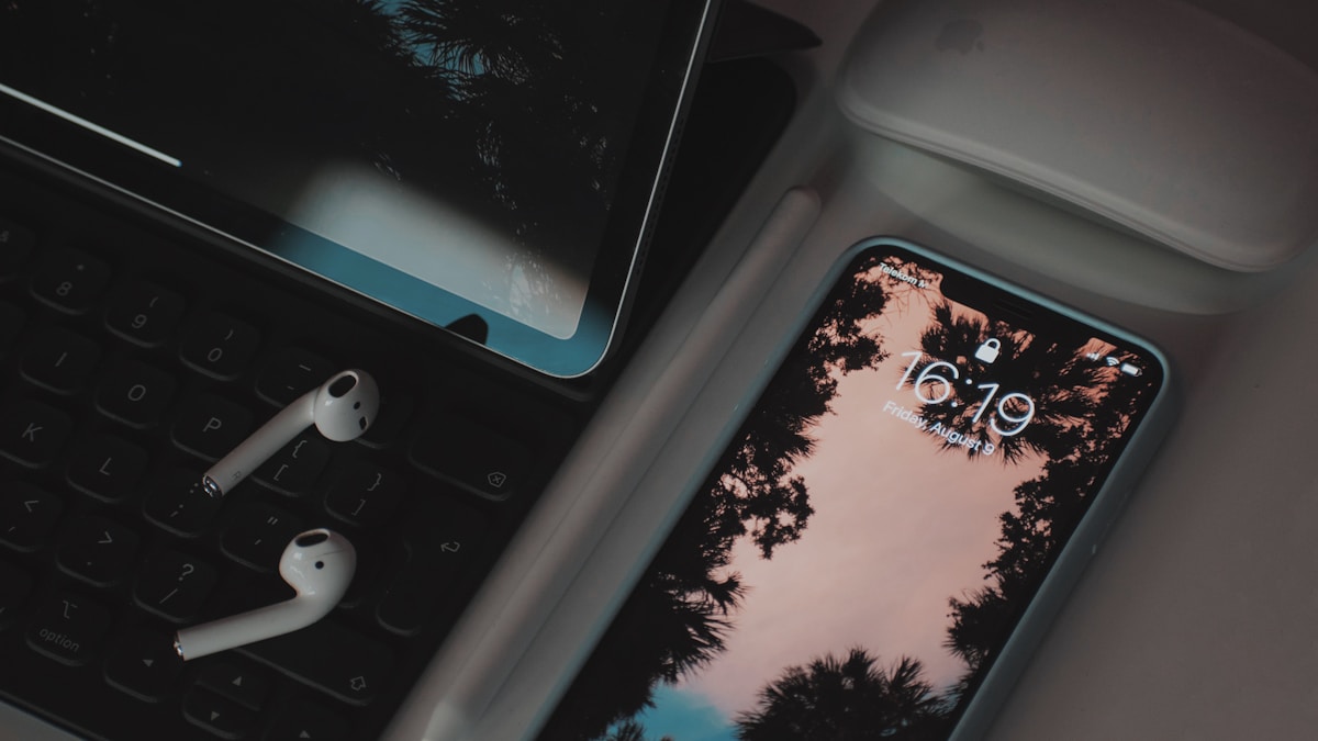 AirPods Pro 3 Pil Ömrü İpuçları: Tüm Gün Dayansın 2 AirPods Pro 3 pil ömrü