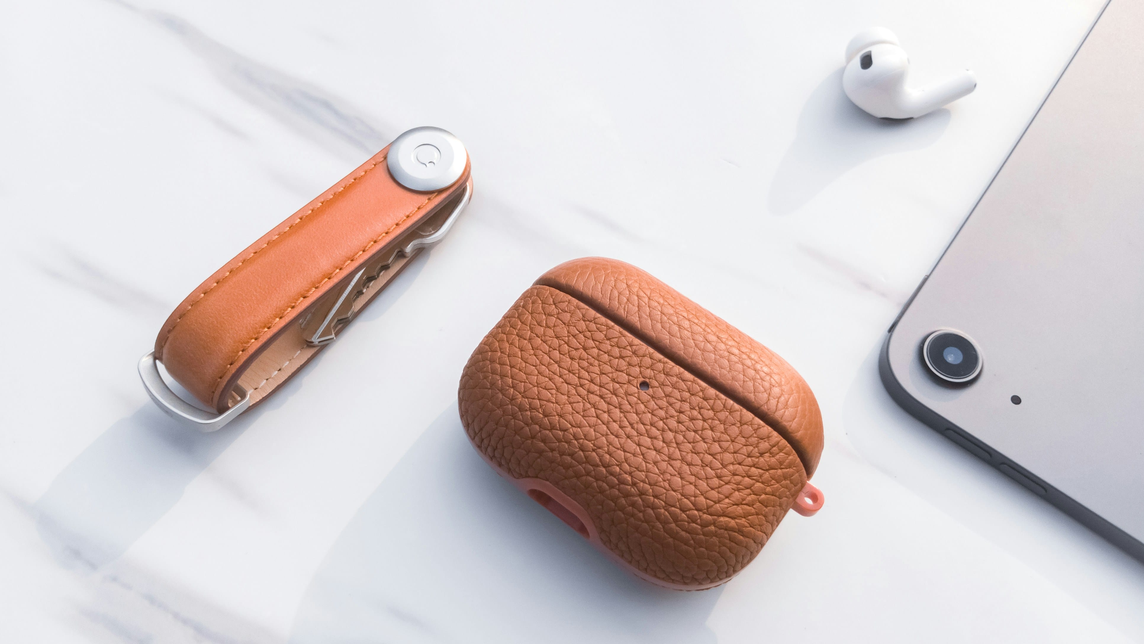 AirPods Pro 3 vs AirPods Max 2 2026 - AirPods Pro 3 vs AirPods Max 2: Hangisini Satın Almalısınız? 3 AirPods Pro 3 vs AirPods Max 2 2026 - AirPods Pro 3 vs AirPods Max 2