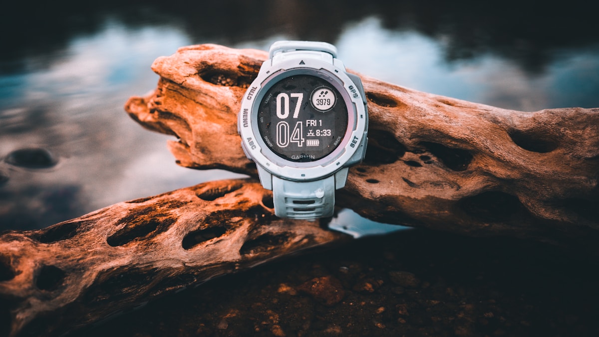 Apple Watch Series 10 vs Garmin Fenix 8: Sağlık Takibi Karşılaştırması 2 Apple Watch Series 10 vs Garmin Fenix 8