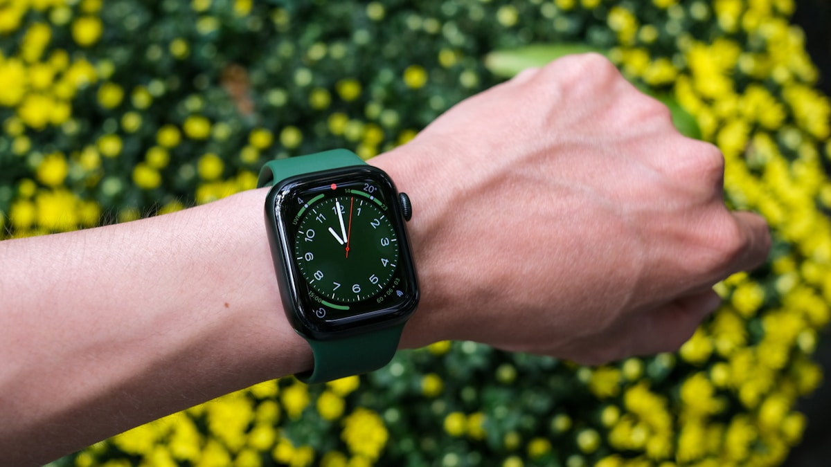 Apple Watch Series 10 vs Ultra 3: Fitness İçin Hangisi? 1 Apple Watch Series 10 Ultra 3