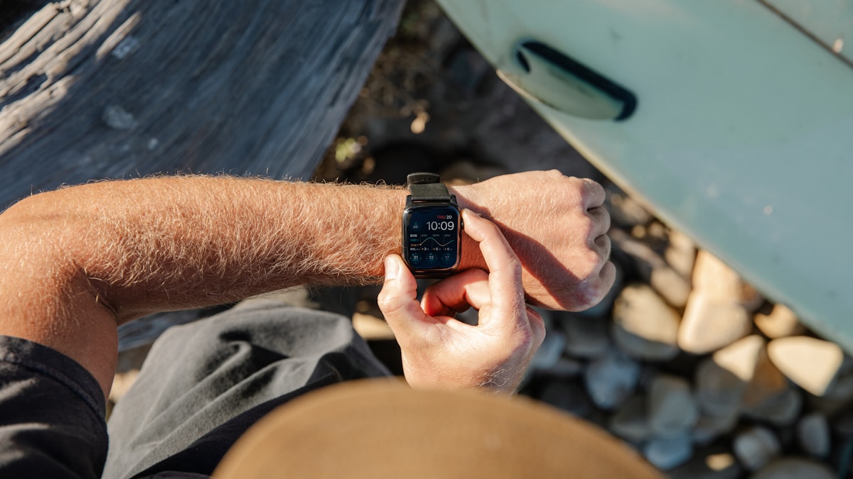 Apple Watch Ultra 3 vs Garmin Fenix 8: 2026 Açık Hava Hangisi? 2 Apple Watch Ultra 3 Garmin Fenix 8