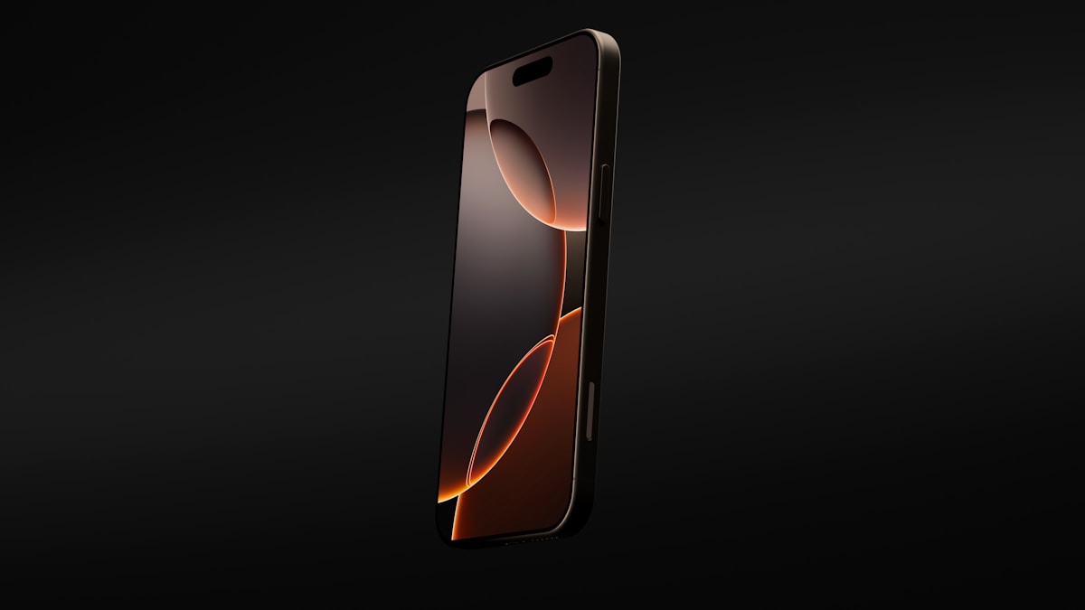 En İyi iPhone 16 Pro Max Kılıfları 2026: Düşme Koruması Testli 1 iPhone 16 Pro Max kılıf