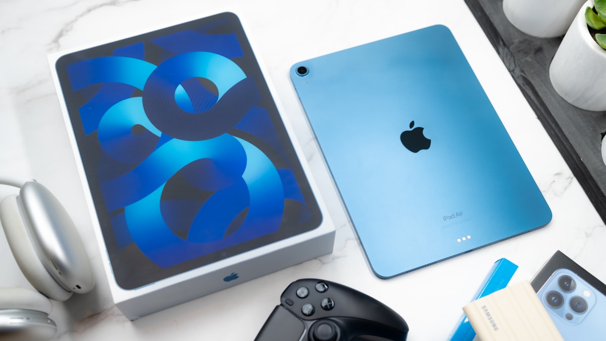 iPad Pro M4 vs iPad Air M3: 2026'da Hangisini Almalısınız? 2 iPad Pro M4 vs iPad Air M3