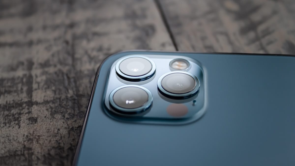 iPhone 17 Pro Max vs 16 Pro Max nasıldır - iPhone 17 Pro Max vs 16 Pro Max: Hangisi Alınır? 1 iPhone 17 Pro Max vs 16 Pro Max nasıldır - iPhone 17 Pro Max vs 16 Pro Max