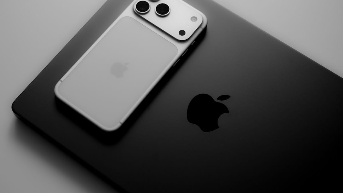 iPhone 17 Pro Max vs 16 Pro Max: Yükseltmeye Değer mi 2026? 2 iPhone 17 Pro Max vs 16 Pro Max