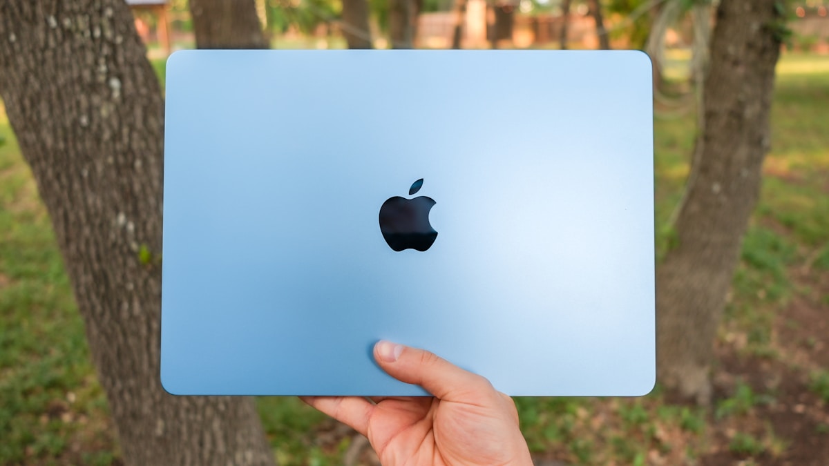 MacBook Air M4 vs Pro M4: 2026'da Hangisini Almalısınız? 1 MacBook Air M4 vs Pro M4