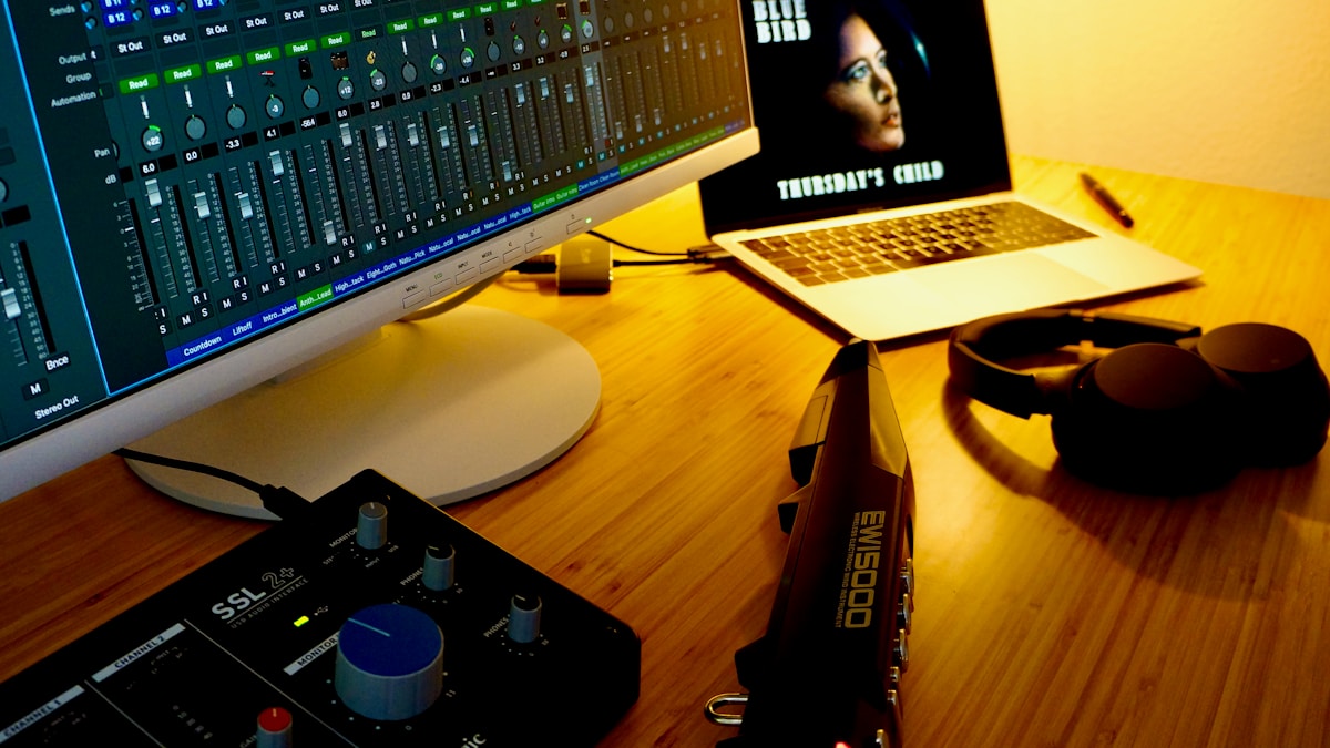 MacBook Pro M5 Max: Video Düzenleme İçin En İyi Özellikler 2026 1 MacBook Pro M5 Max video düzenleme