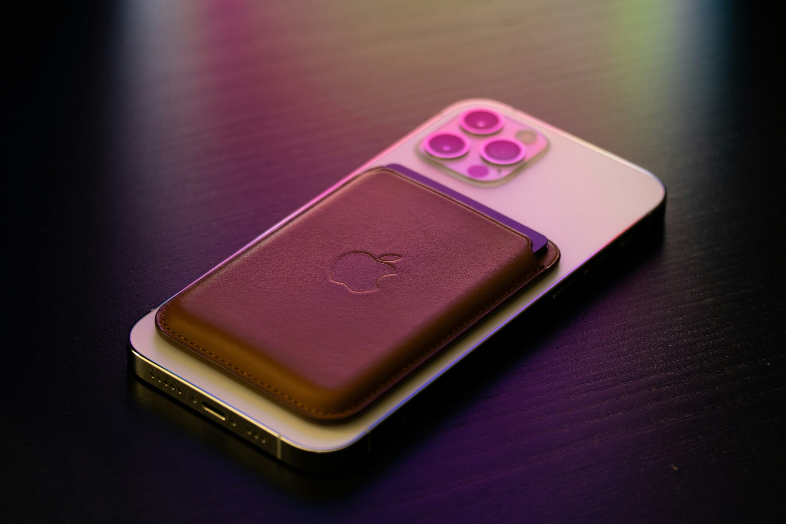 AirPower benzeri şarj cihazı - Apple Hâlâ AirPower Benzeri Kablosuz Şarj Cihazı Üzerinde Çalışıyor 3 AirPower benzeri şarj cihazı