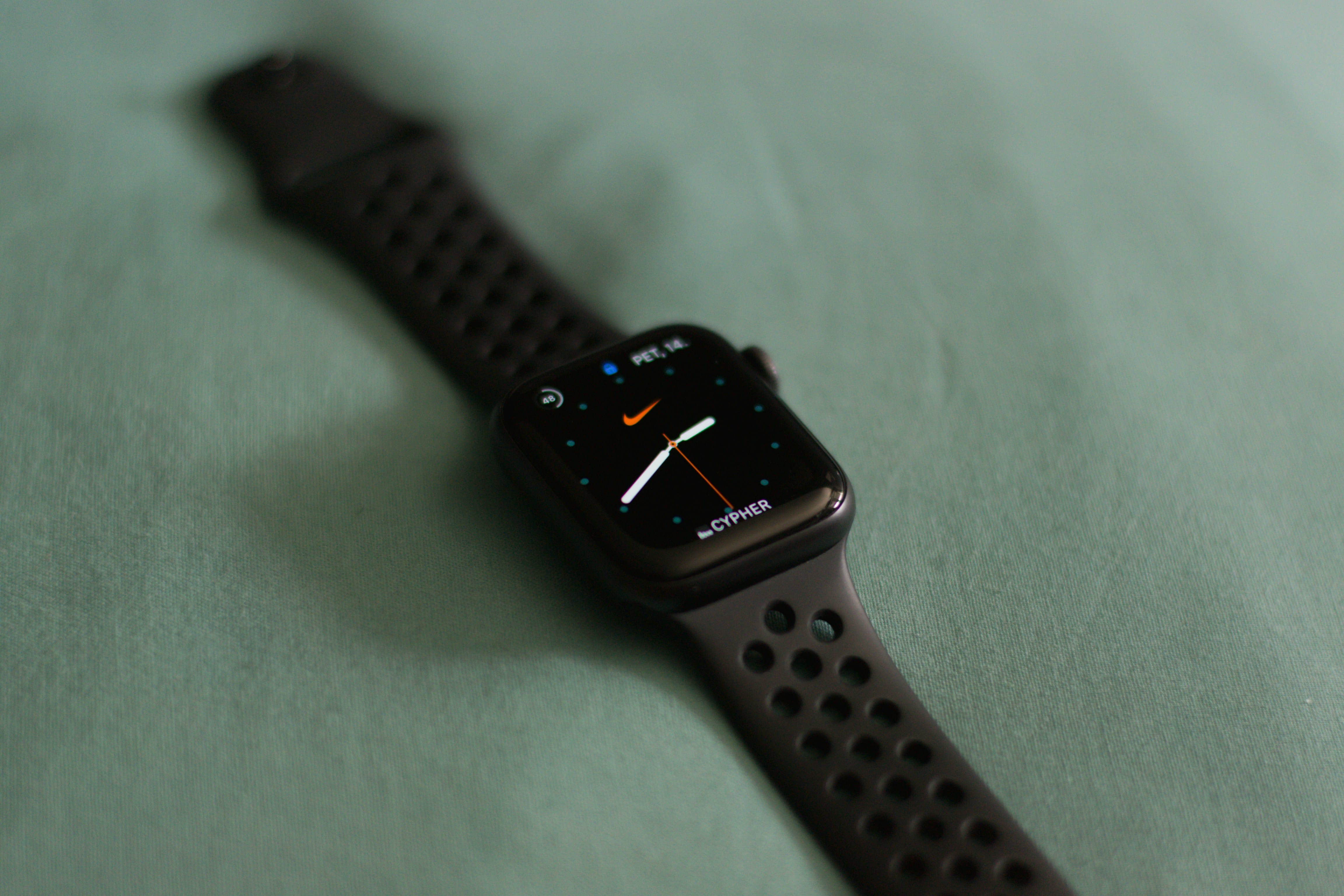 Apple Watch Series 12 Sensörü Kolda mı Olacak? 2 Apple Watch Series 12 sensör