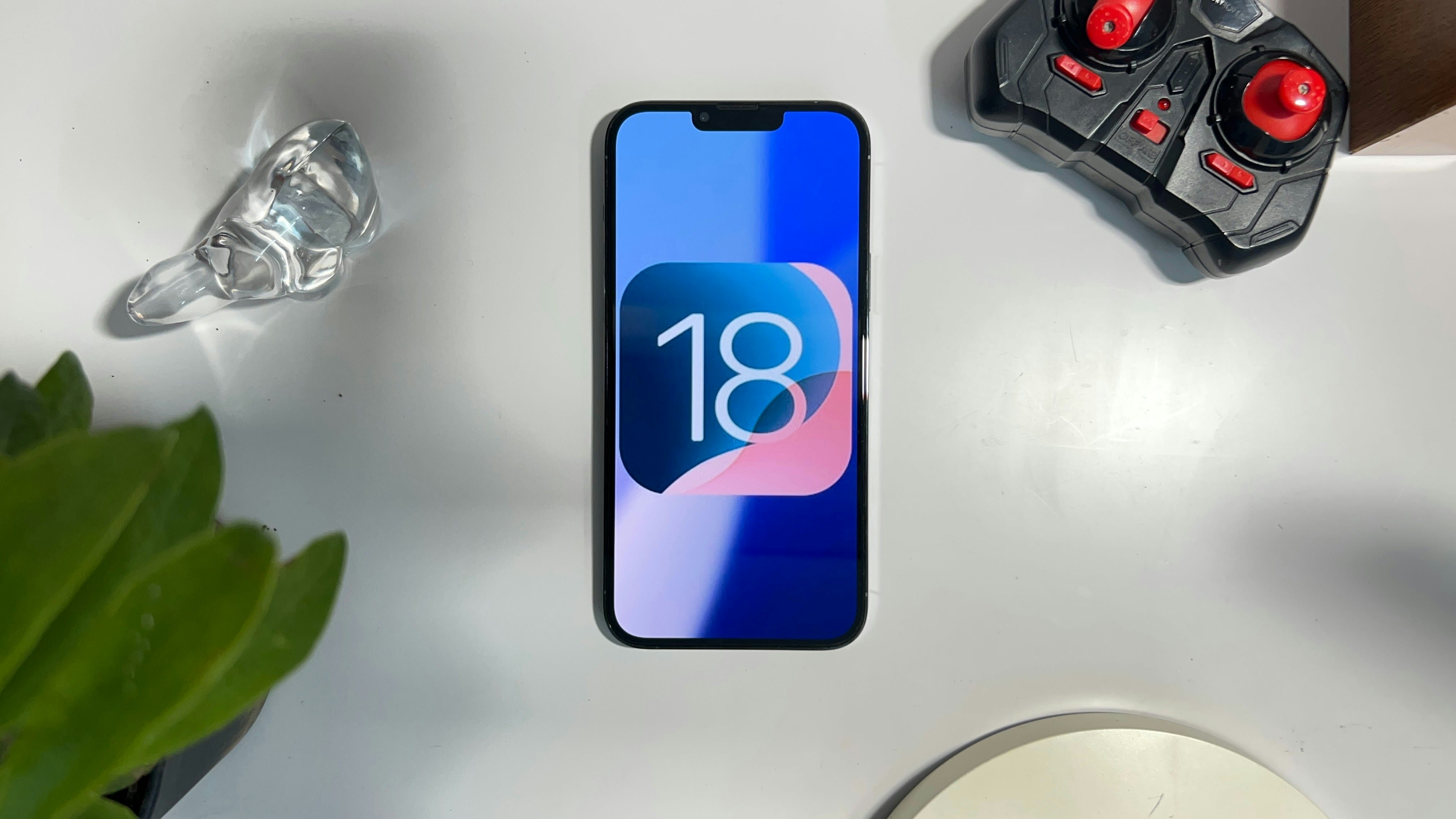 iPhone 18 9GB RAM ile iOS 27 Özelliklerini Kaçırıyor 1 iPhone 18 9GB RAM