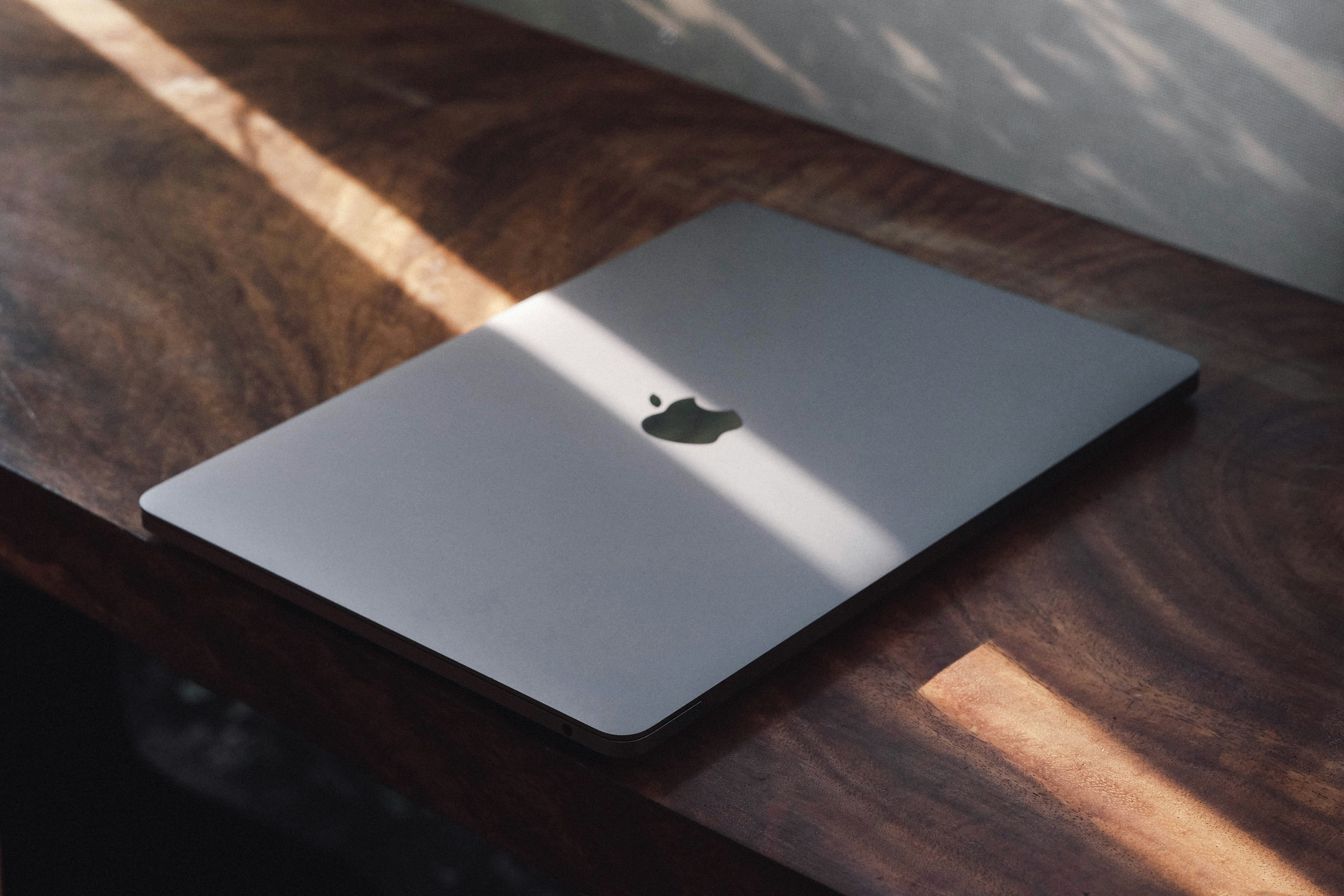 MacBook Ultra Geliyor: MacBook Pro'ya Veda mı? 4 MacBook Ultra